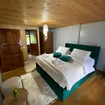 Guest house Bec Villi 4*